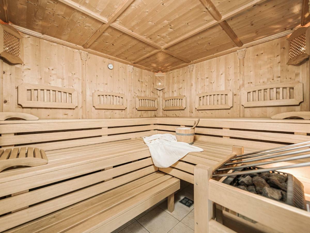 Haus Christine Hotel Ried im Zillertal Exterior photo